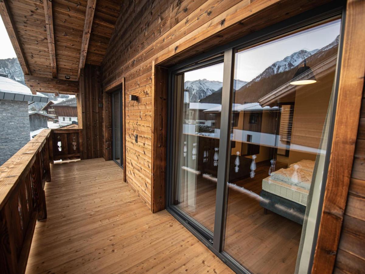 Apartment In Wald Im Pinzgau With A Carport Exteriör bild